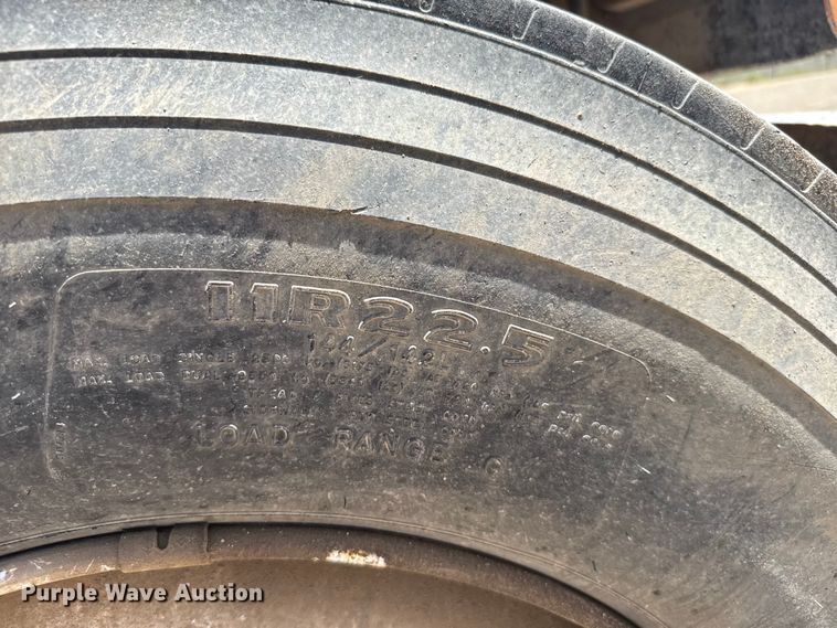 image for item ER2076 1989 International 1954 dump truck