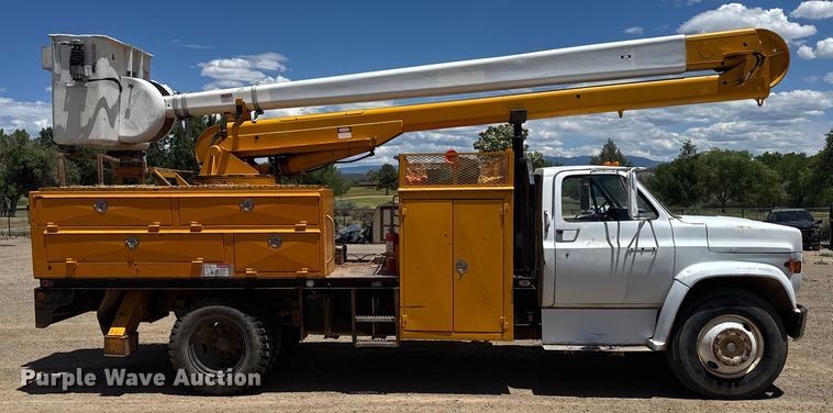 image for item ER2078 1981 Chevrolet C70 bucket truck