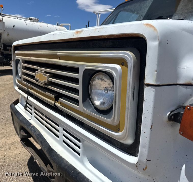 image for item ER2078 1981 Chevrolet C70 bucket truck