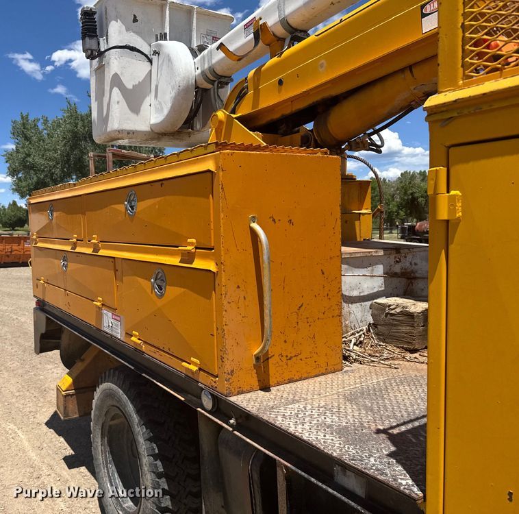 image for item ER2078 1981 Chevrolet C70 bucket truck
