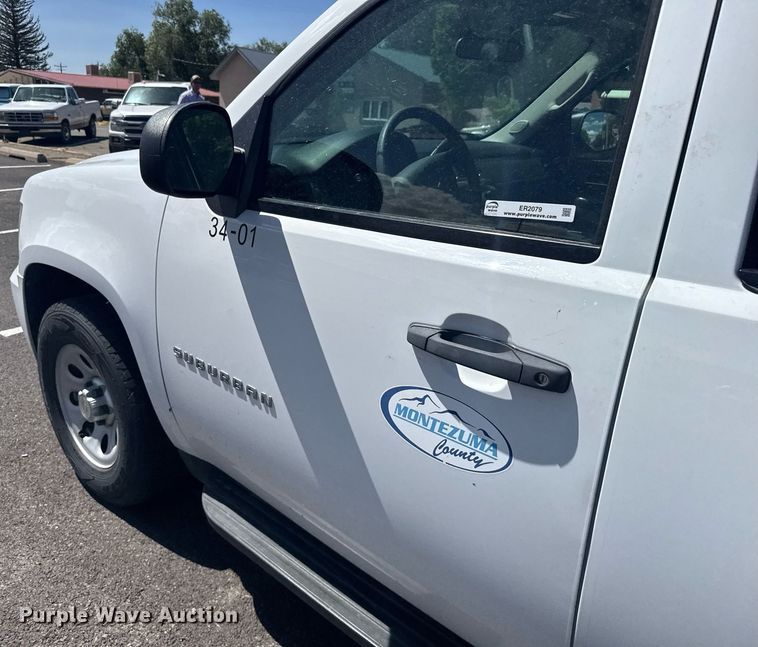 image for item ER2079 2012 Chevrolet Suburban SUV