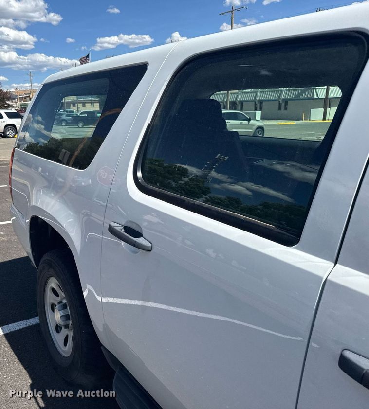 image for item ER2079 2012 Chevrolet Suburban SUV