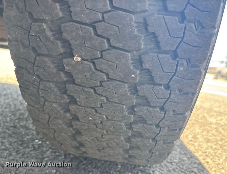 image for item ER2079 2012 Chevrolet Suburban SUV