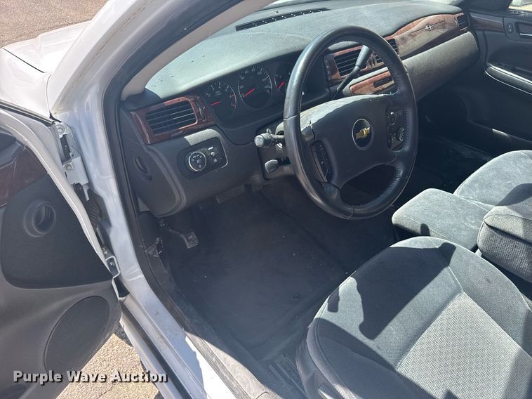 image for item ER2081 2011 Chevrolet Impala LT 