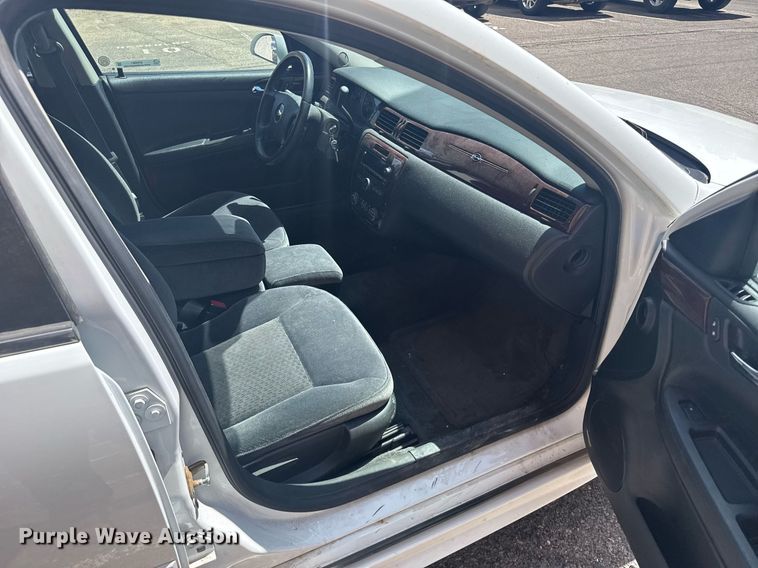 image for item ER2081 2011 Chevrolet Impala LT 