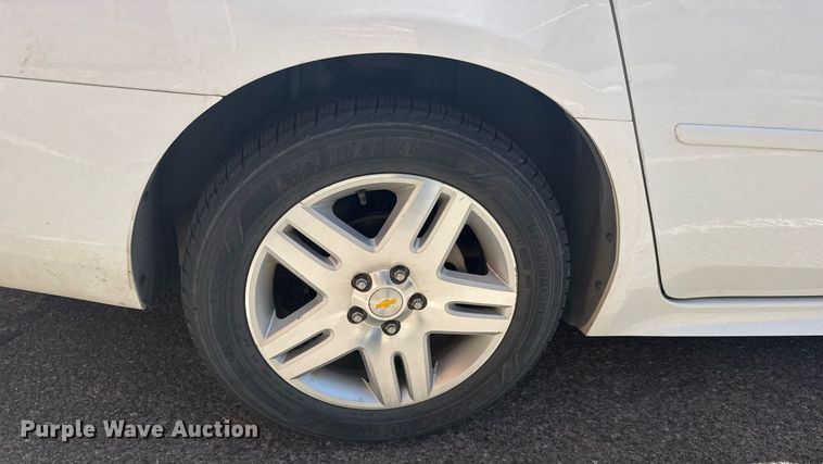 image for item ER2081 2011 Chevrolet Impala LT 