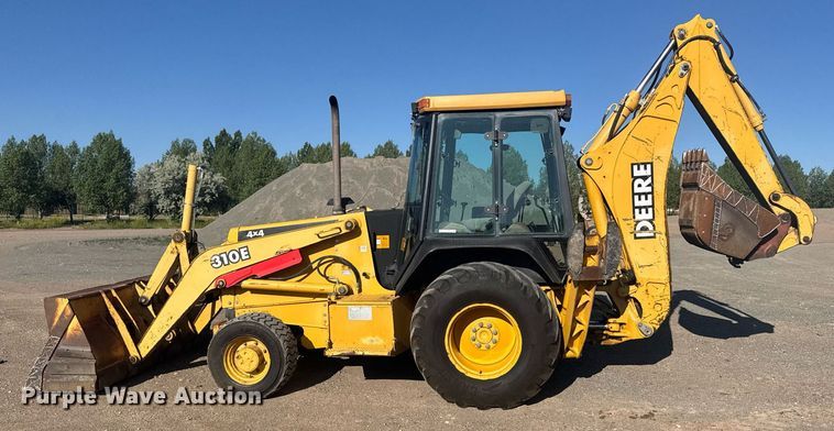 image for item ER2082 1998 John Deere 310E backhoe