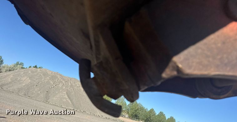 image for item ER2082 1998 John Deere 310E backhoe