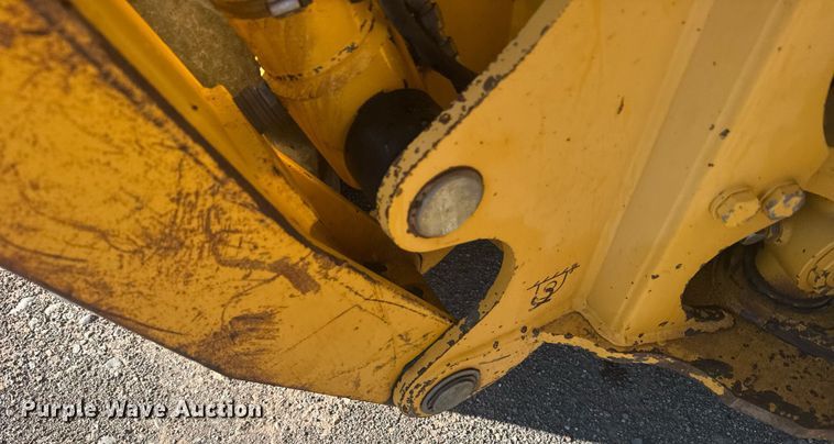 image for item ER2082 1998 John Deere 310E backhoe