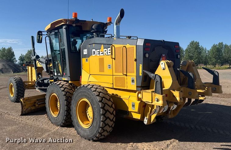image for item ER2083 2016 John Deere 772GP motor grader