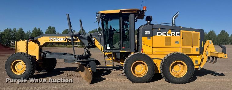 image for item ER2083 2016 John Deere 772GP motor grader