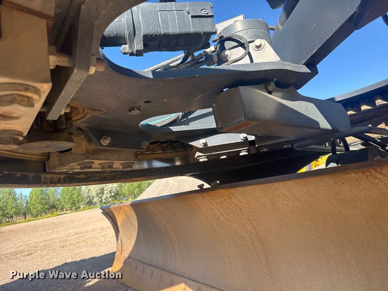 image for item ER2083 2016 John Deere 772GP motor grader