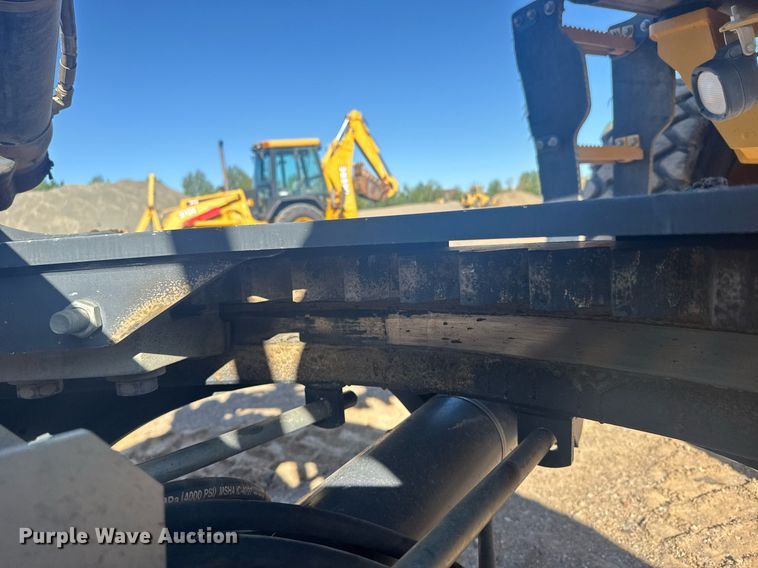 image for item ER2083 2016 John Deere 772GP motor grader