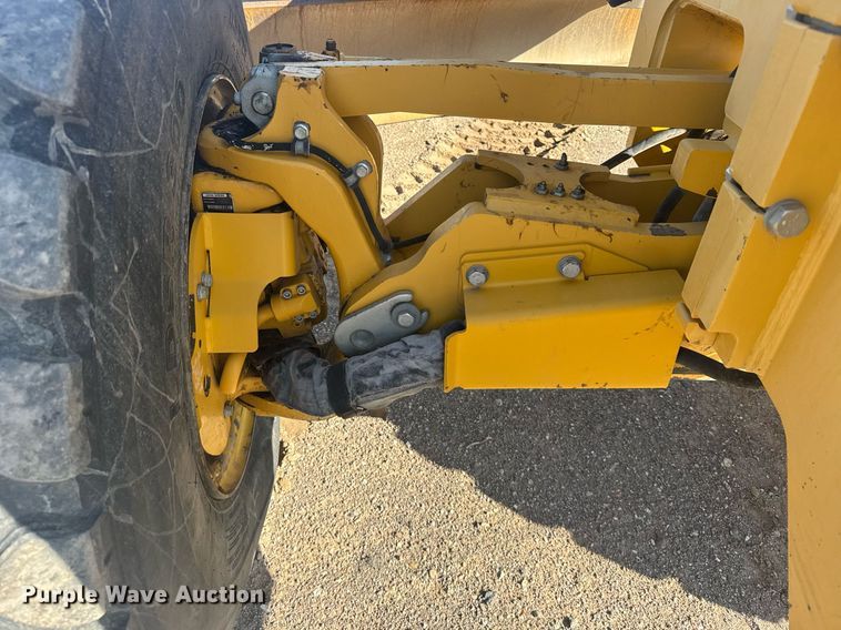 image for item ER2083 2016 John Deere 772GP motor grader