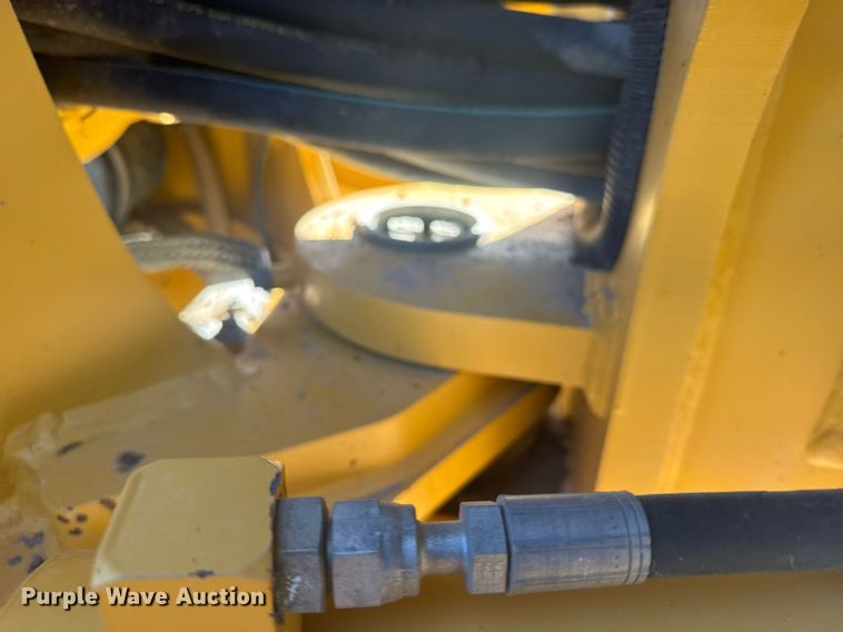 image for item ER2083 2016 John Deere 772GP motor grader