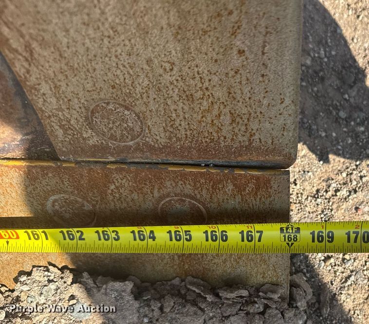 image for item ER2083 2016 John Deere 772GP motor grader