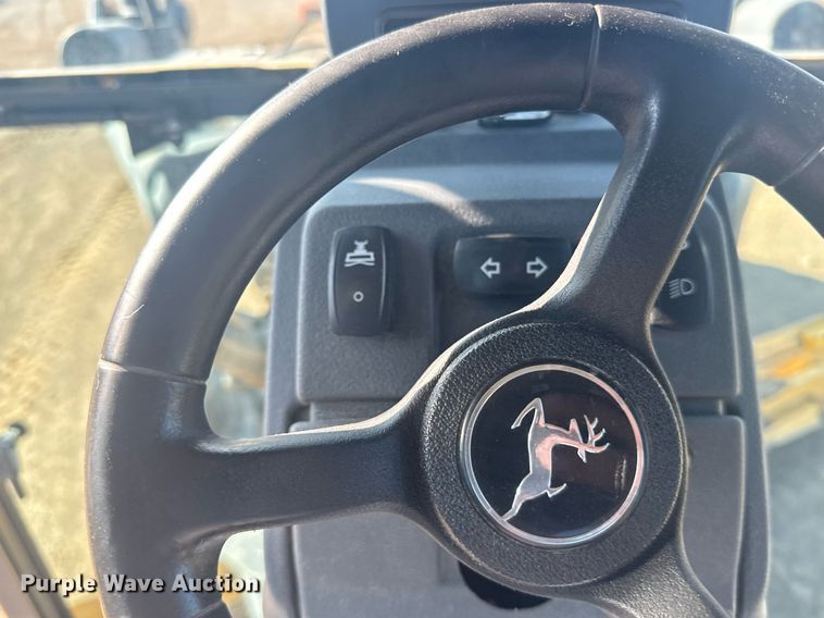 image for item ER2083 2016 John Deere 772GP motor grader