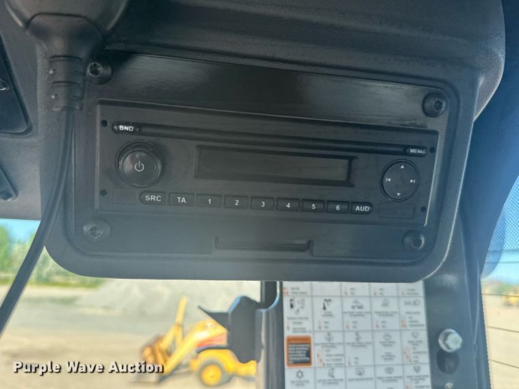 image for item ER2083 2016 John Deere 772GP motor grader