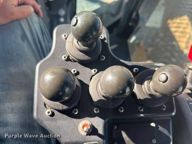 image for item ER2083 2016 John Deere 772GP motor grader