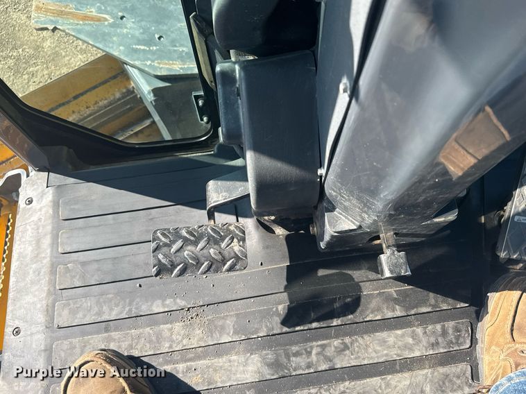 image for item ER2083 2016 John Deere 772GP motor grader