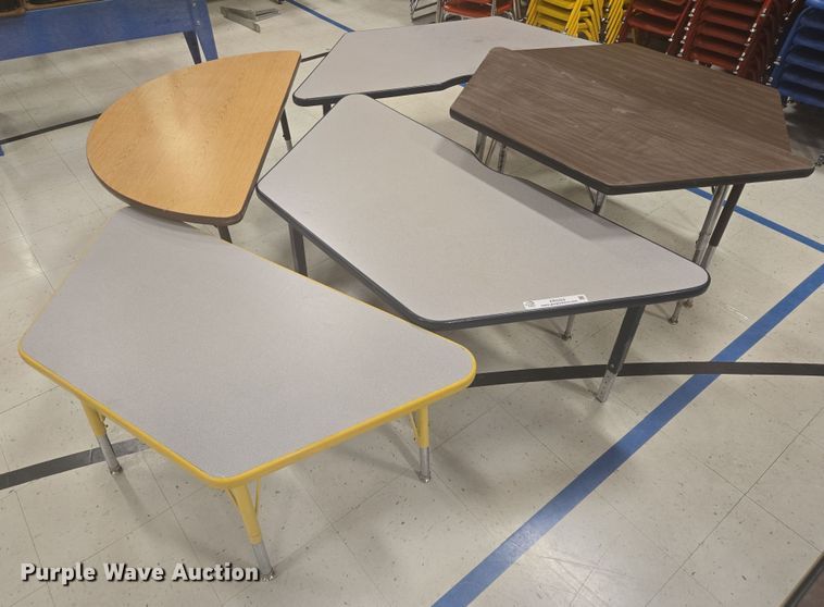 image for item ER5322 (8) tables