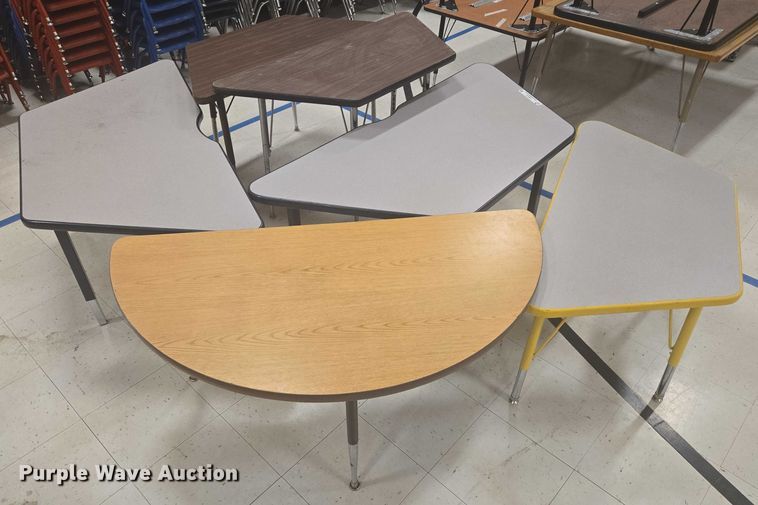 image for item ER5322 (8) tables