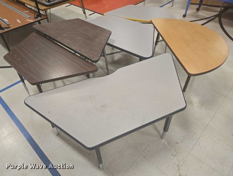 image for item ER5322 (8) tables