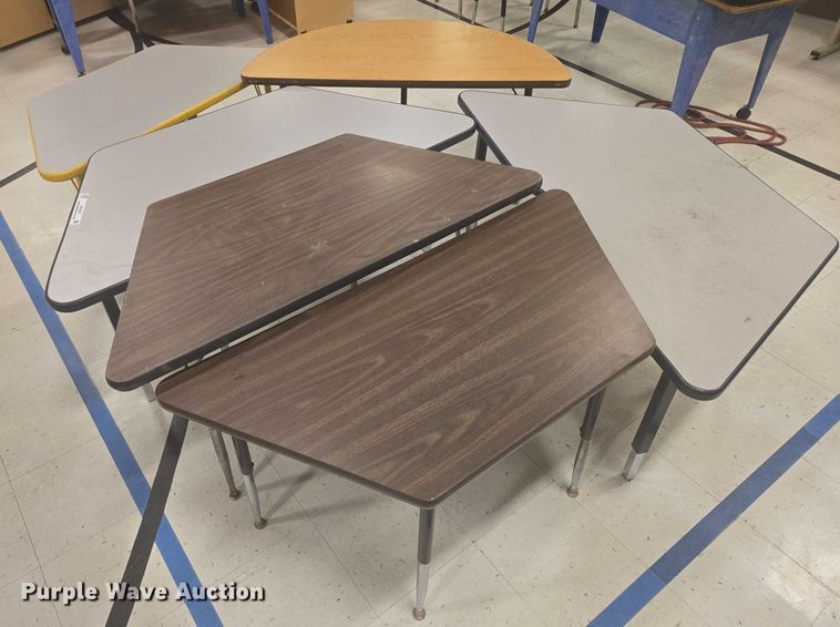 image for item ER5322 (8) tables