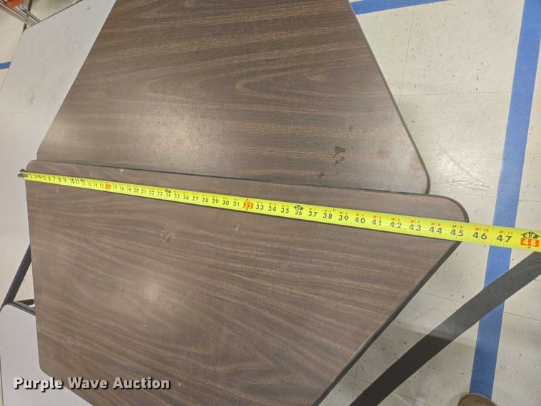 image for item ER5322 (8) tables