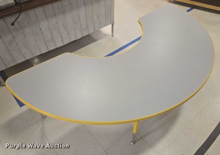 image for item ER5322 (8) tables