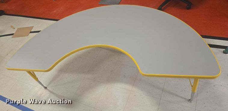 image for item ER5322 (8) tables