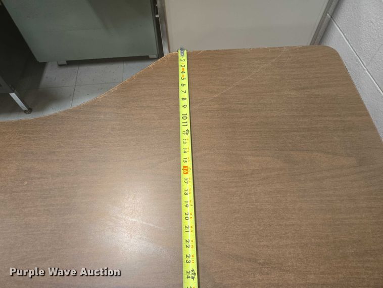 image for item ER5322 (8) tables