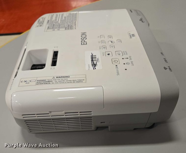 image for item ER5336 (11) Epson LCD projector