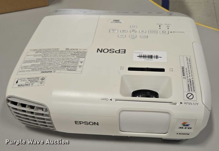 image for item ER5337 (11) Epson LCD projector