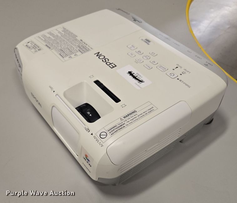 image for item ER5338 (13) Epson LCD projector