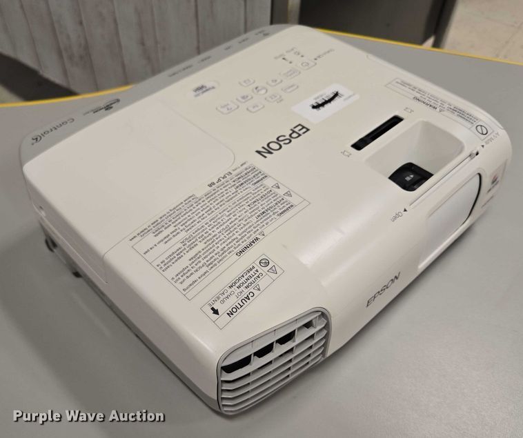 image for item ER5338 (13) Epson LCD projector