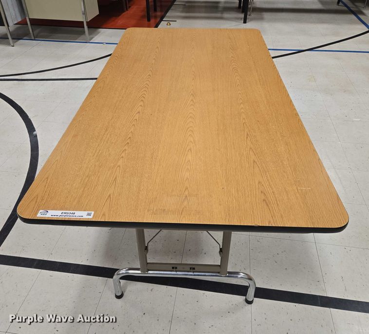 image for item ER5348 (3) folding tables