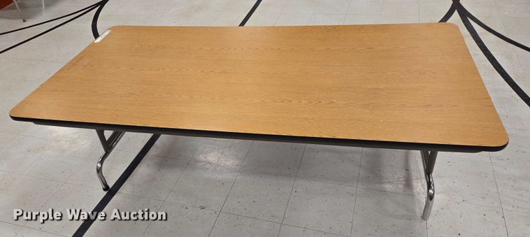 image for item ER5348 (3) folding tables
