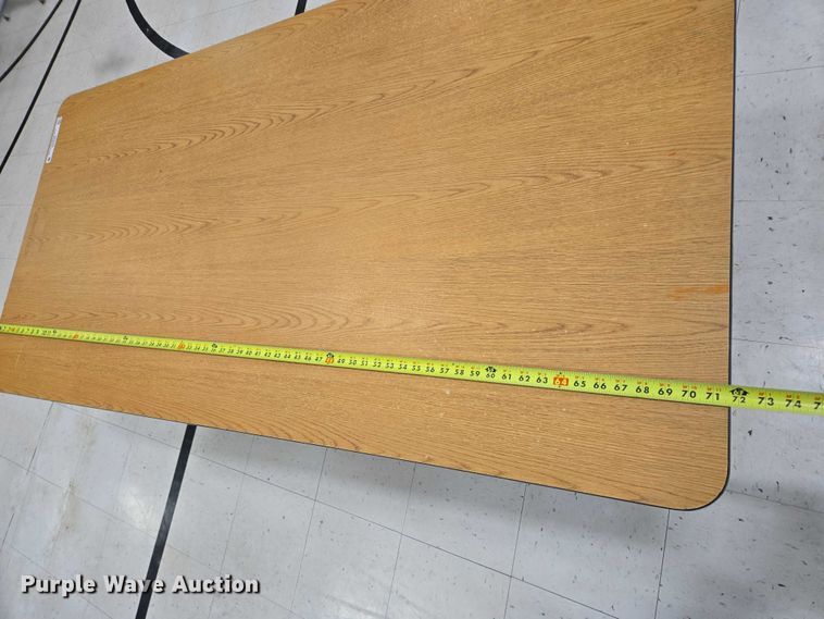 image for item ER5348 (3) folding tables