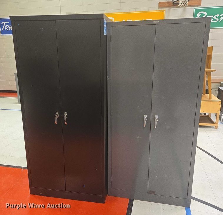 image for item ER5359 (4) cabinets