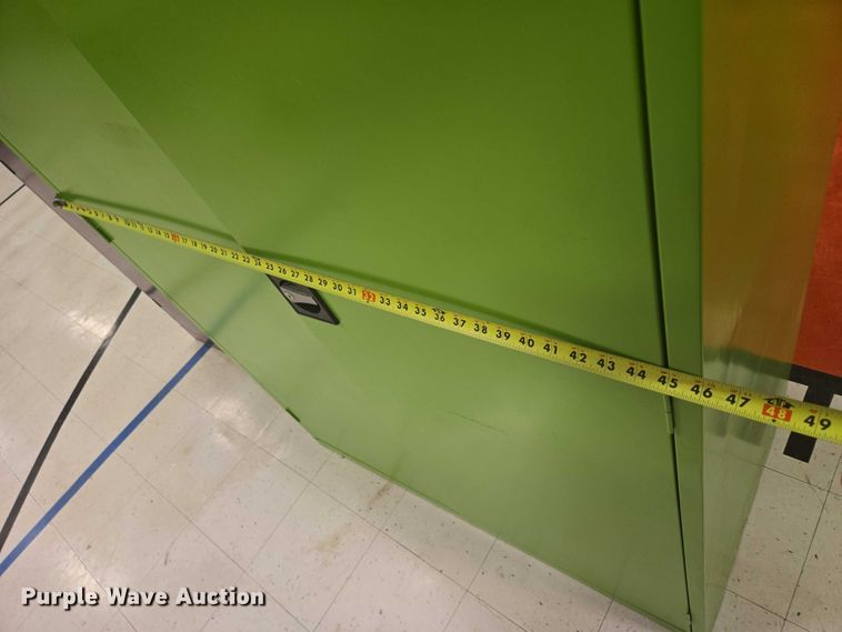 image for item ER5359 (4) cabinets