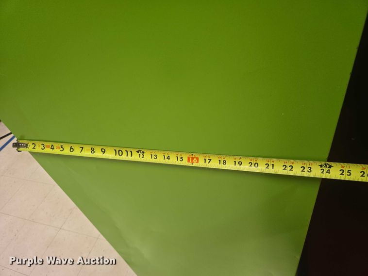 image for item ER5359 (4) cabinets