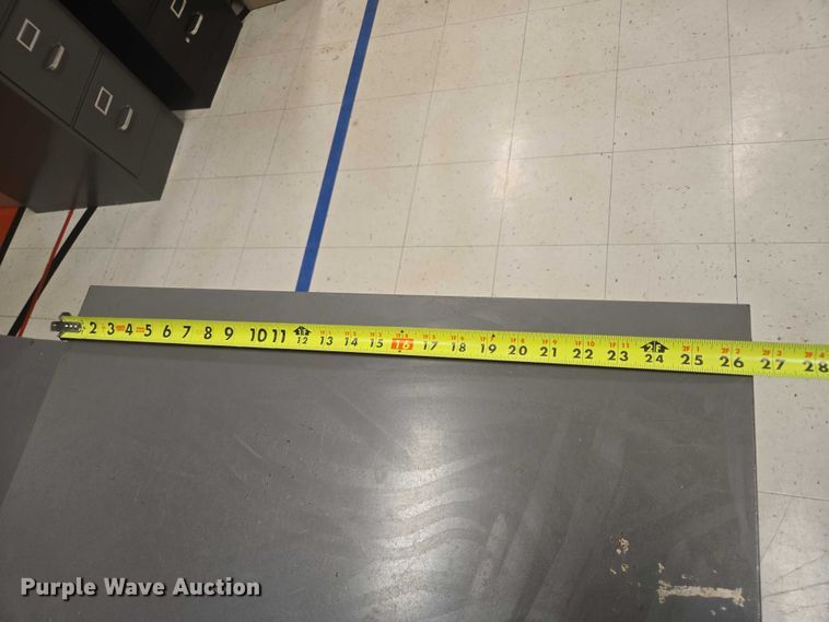 image for item ER5362 (6) filing cabinets