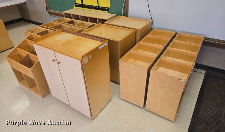 image for item ER5374 (10) storage cubbies