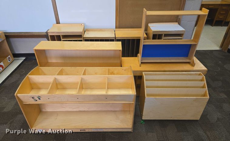 image for item ER5375 (9) storage cubbies