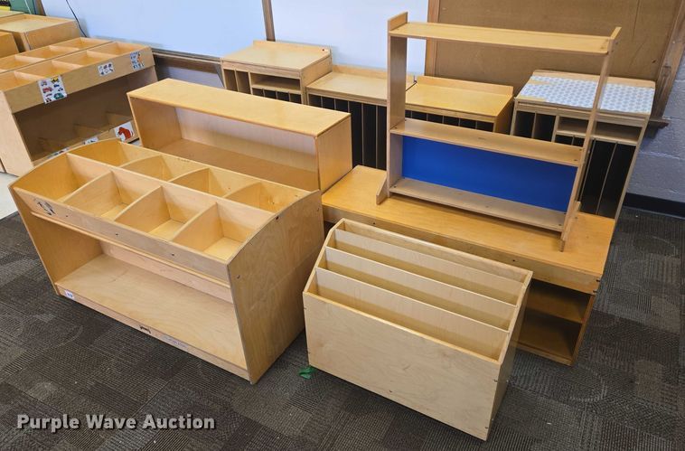 image for item ER5375 (9) storage cubbies