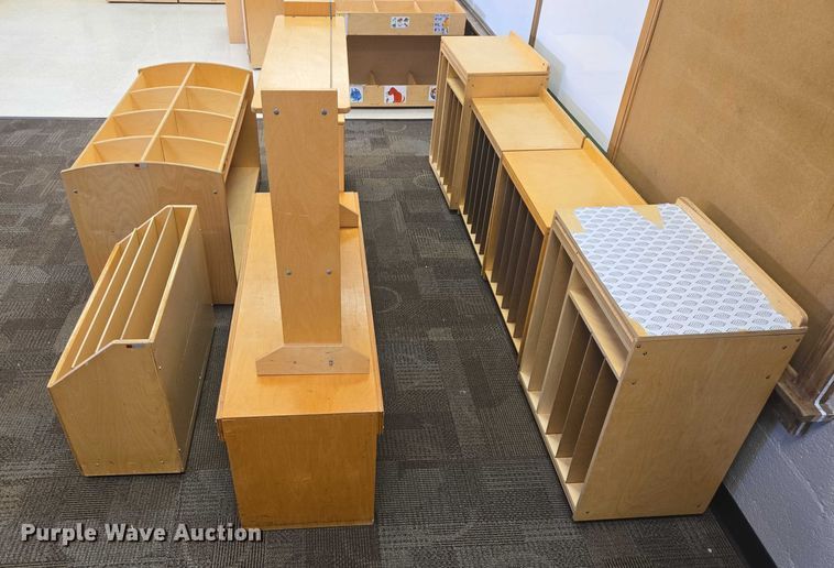 image for item ER5375 (9) storage cubbies