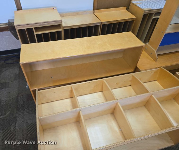 image for item ER5375 (9) storage cubbies