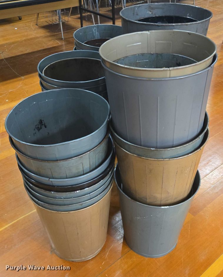 image for item ER5387 Approximately 38 trash cans