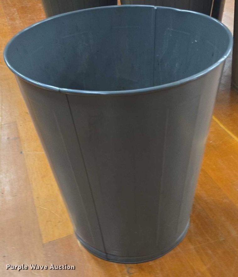 image for item ER5387 Approximately 38 trash cans